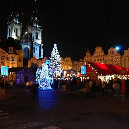 Charles Bridge Beauty Veleslavinova Czpr02